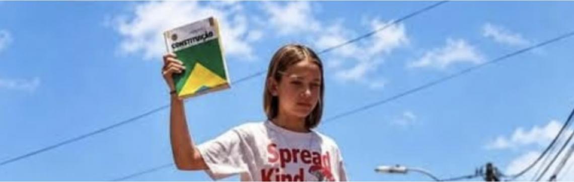Flávio não quer mudar a Constituição, ele quer fazer outra à imagem e semelhança dos Bolsonaros
