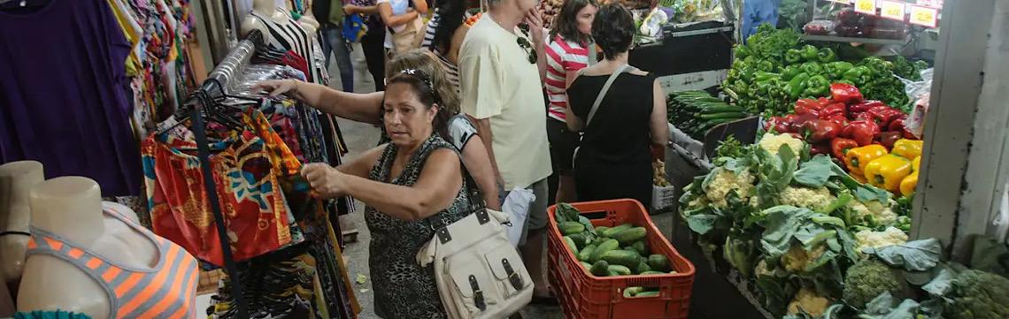 Cortes em auxílios sociais podem gerar retração em cidades do interior do Brasil