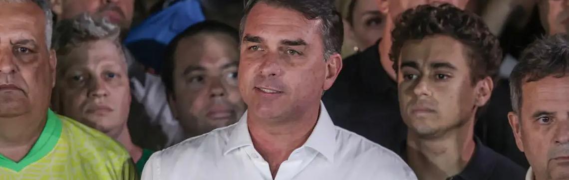 Possível fuga de Flávio Bolsonaro assina ‘sentença de culpa’, aponta sociólogo e professor da UFIRJ